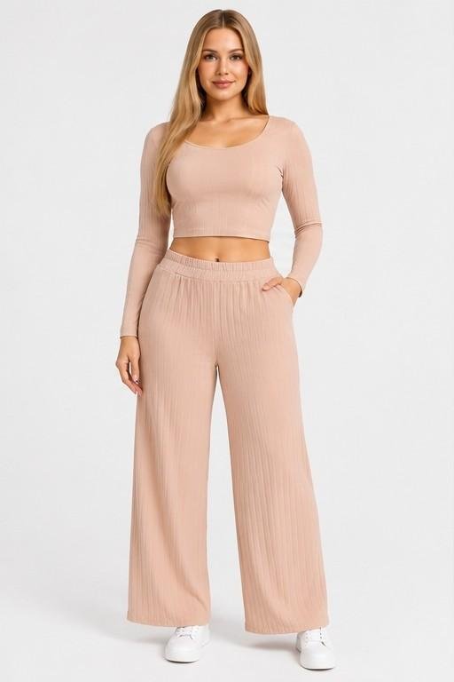 storage/images/productos/QCwFVlPKB4_conjunto-rib-ml-beige-1.jpg